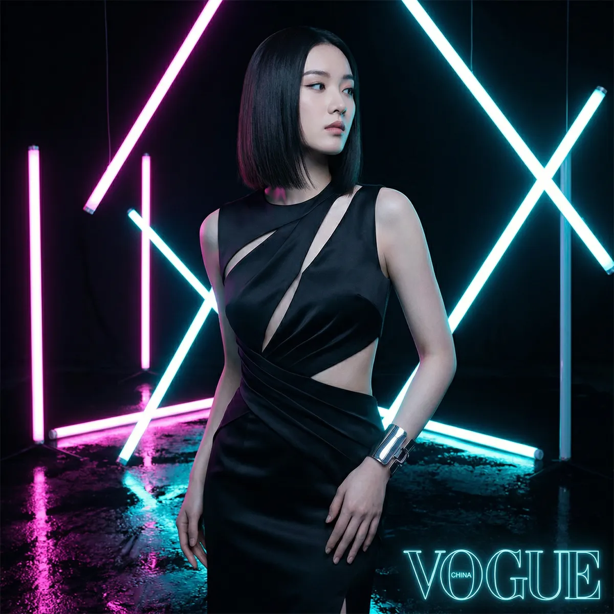 朴妮唛女警 人气演员苏念卿写真